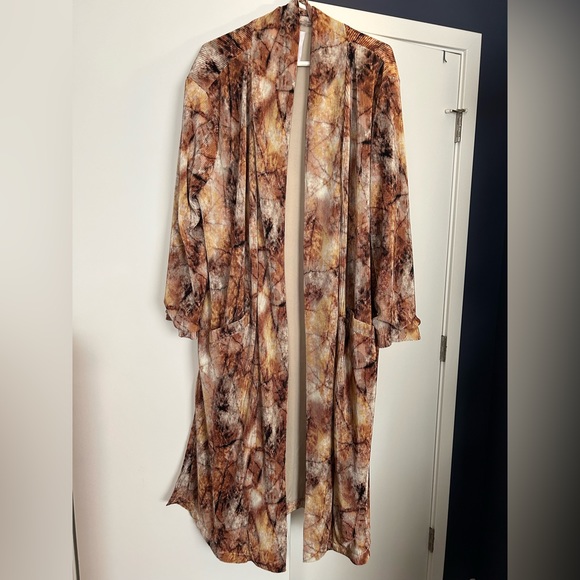 BB Dakota Halifax Pleated Duster - Picture 2 of 3